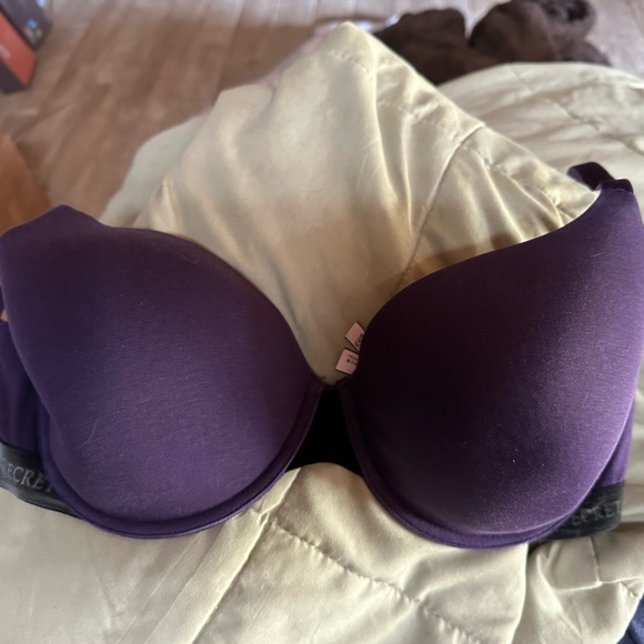 Vs Bra - Picture 1 of 1
